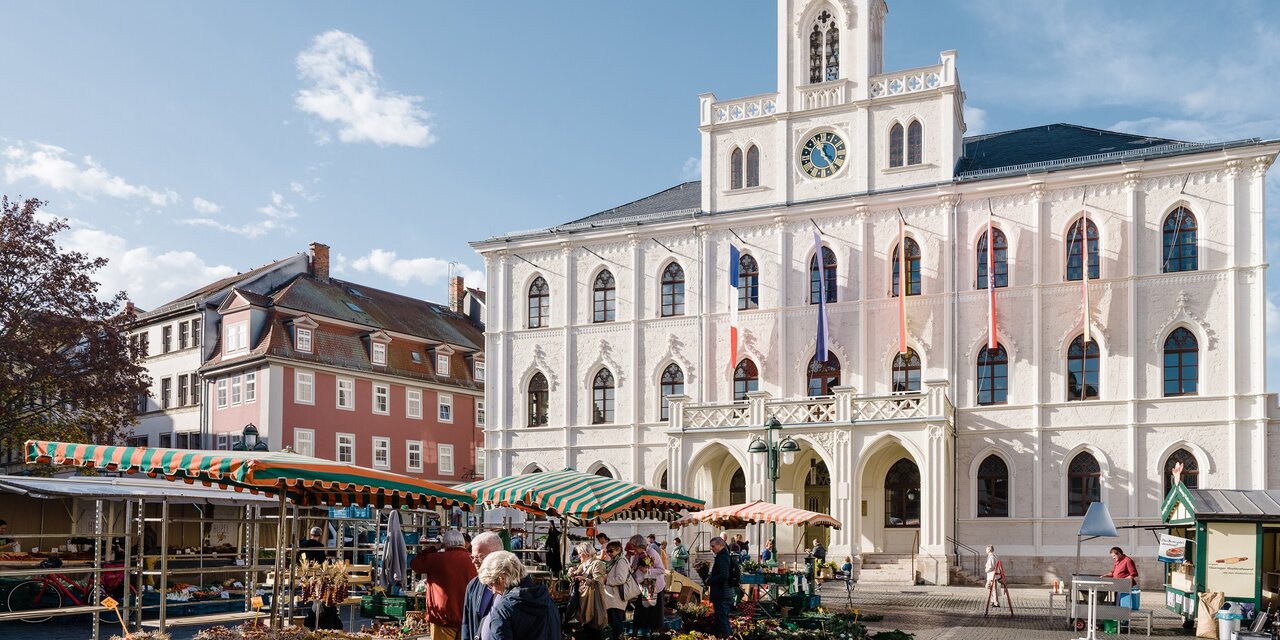 Marktplatz und Rathaus Weimar
